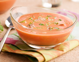 Sopa Fria de Tomate e Sardinha