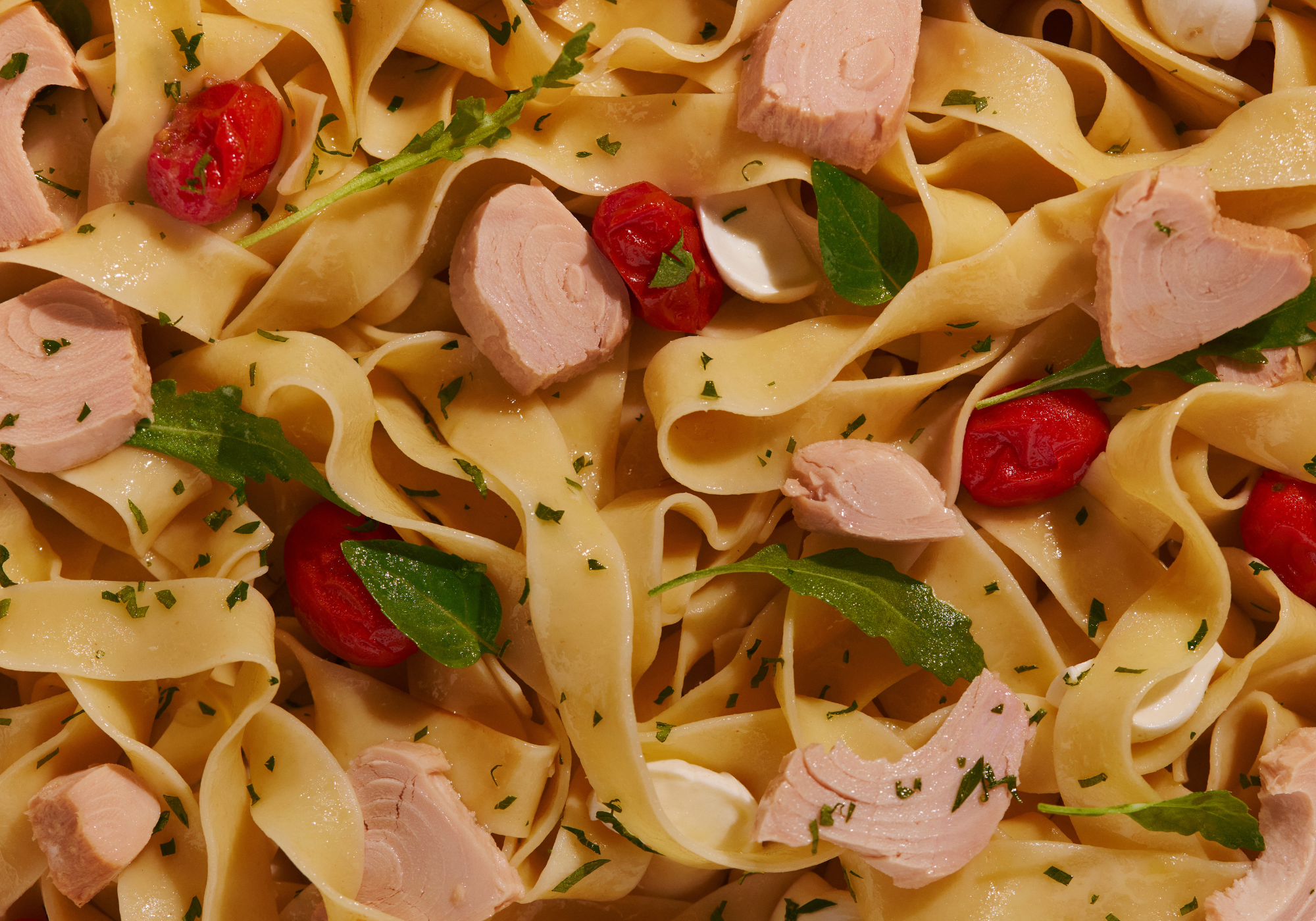 Pappardelle Caprese com Atum