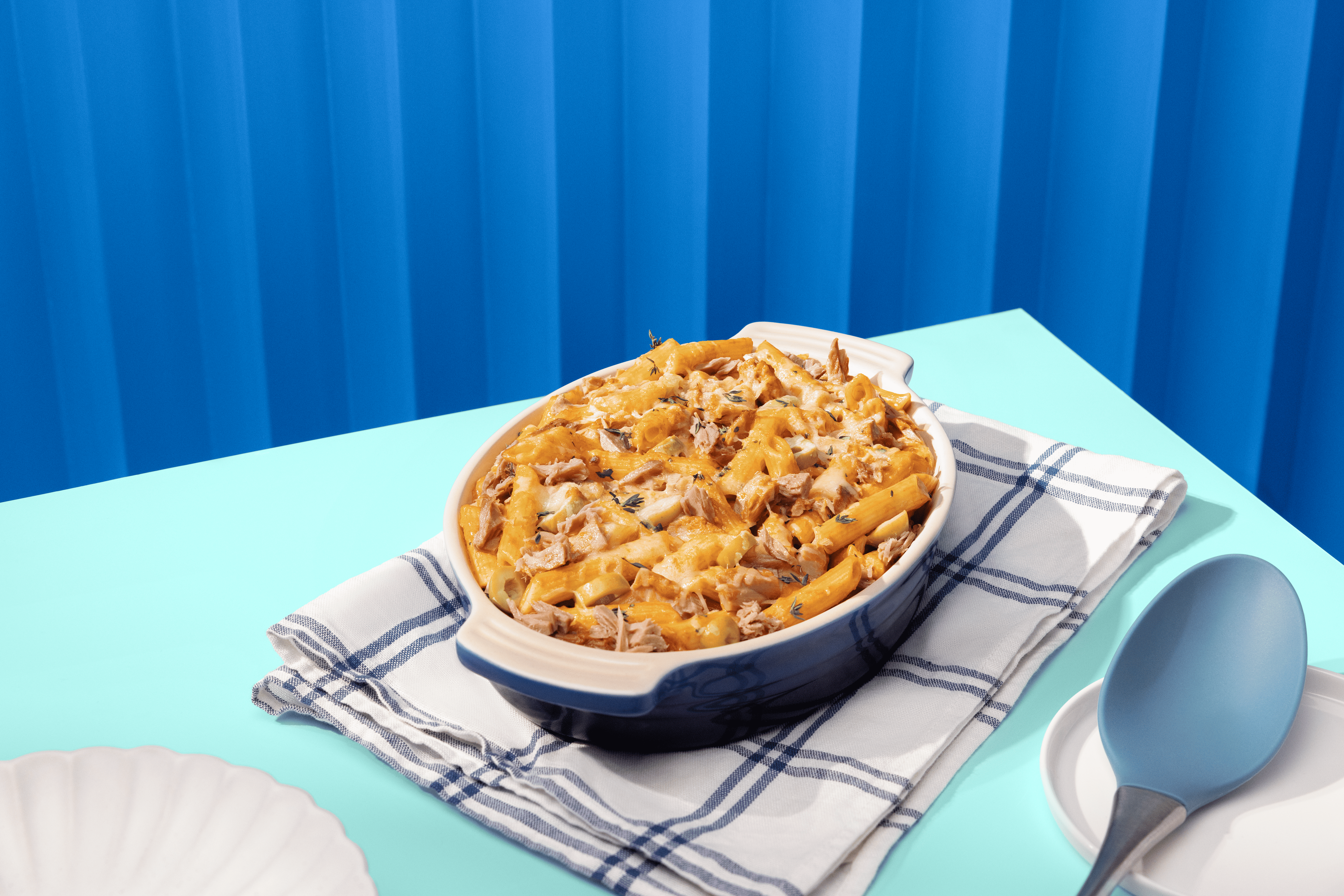 Penne com Molho Rosé e Atum Gratinado